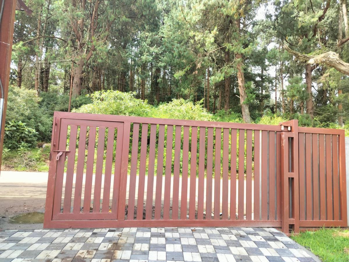 Stellar Luxury Homes 乌提 外观 照片